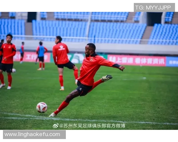 伊夫米西伤愈复出助力鹈鹕挑战太阳期待球队重回胜轨 伊夫米西伤愈复出助力鹈鹕挑战太阳期待球队重回胜轨