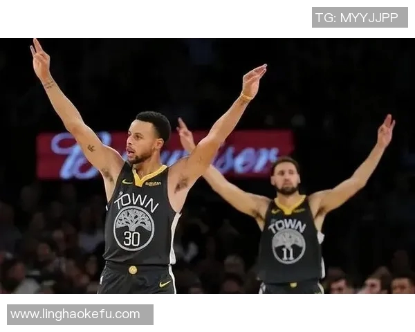 马祖拉称赞篮网队拼搏精神强调第三节逆转展现团队韧性 马祖拉称赞篮网队拼搏精神强调第三节逆转展现团队韧性