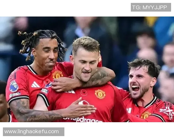 曼联10月最佳球员候选名单揭晓库尼亚姆伯莫拉门斯德里赫特争夺荣誉