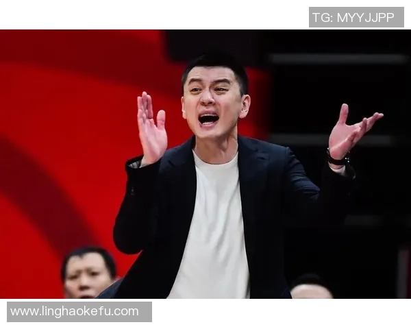 杨鸣强调球队拼搏精神球迷不求每年夺冠但期待每场全力以赴