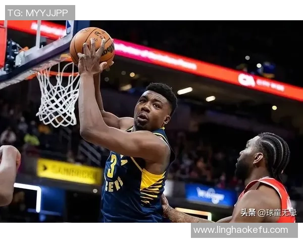 托马斯布莱恩特高效表现8投6中三分球全中贡献15分7篮板2盖帽