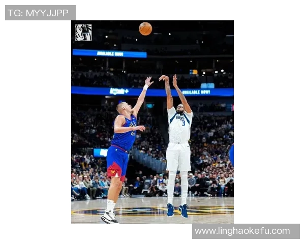 浓眉上半场表现亮眼13投5中贡献13分10篮板2助攻1盖帽助球队领先