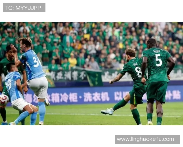 北京国安客场失利深圳新鹏城以2-1逆转获胜中超联赛第27轮精彩回顾